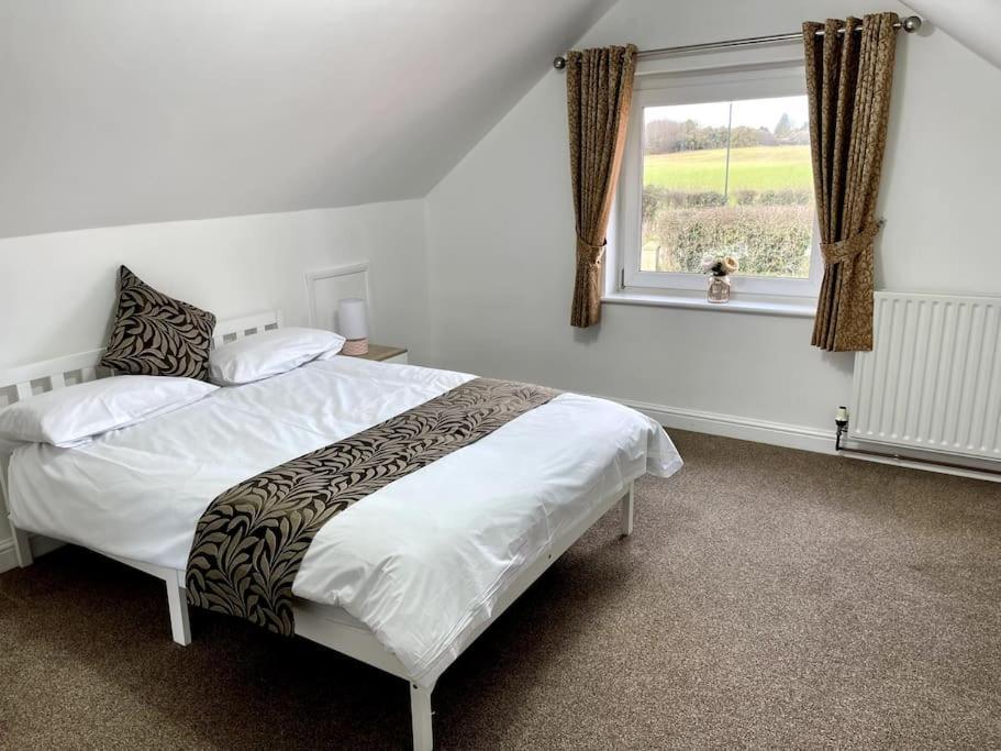 5-Bedroom Cottage In Healing, Grimsby Eksteriør bilde